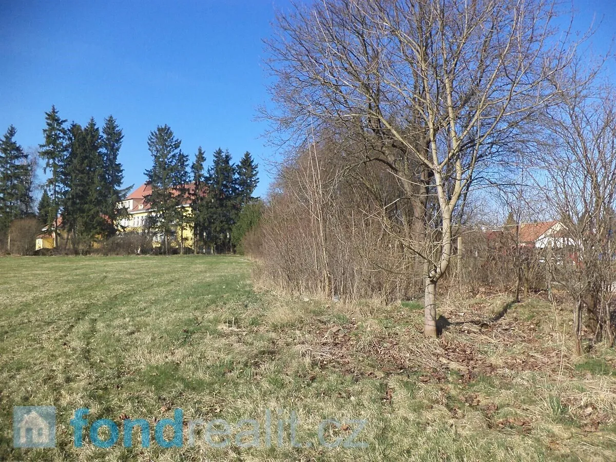 Prodej pozemku 150 m²